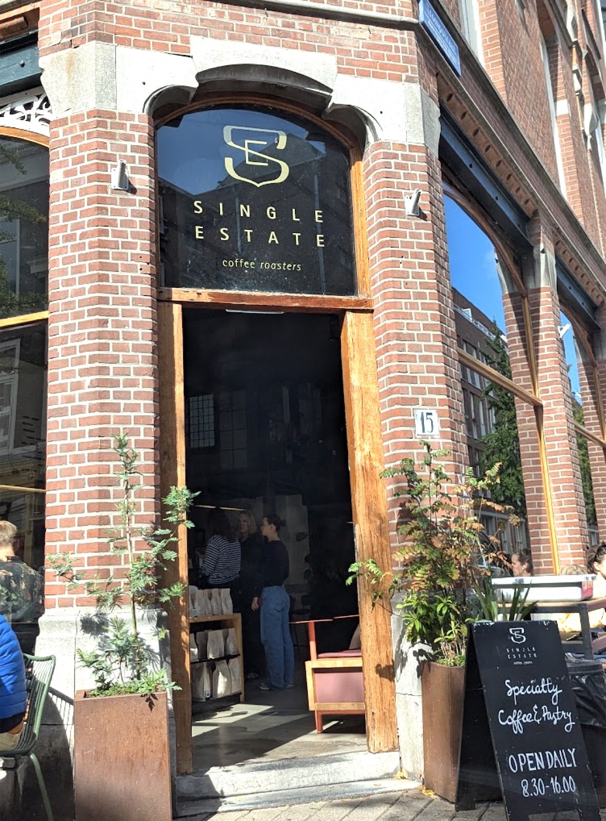 Single Estate Coffee Roastersの入口